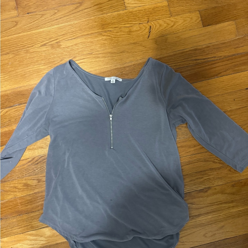 Green Envelope Casual Zip-Front Women's Top